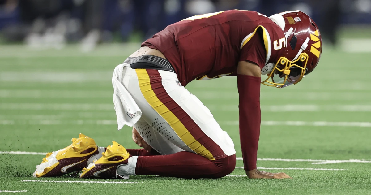 Commanders quarterback Jayden Daniels leaves game vs. Cowboys with elbow injury
