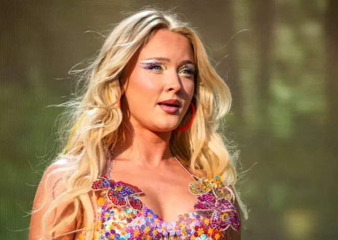 White House TikTok post goes silent in wake of scathing Zara Larsson critique