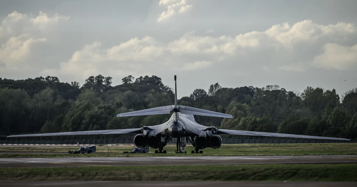 U.S. Air Force removes all bombers from British air base targeted in a suspected terrorist plot