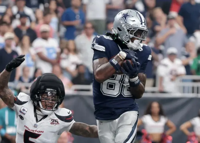 CeeDee Lamb’s late TD caps a wild Cowboys rally to beat winless Texans 34-30