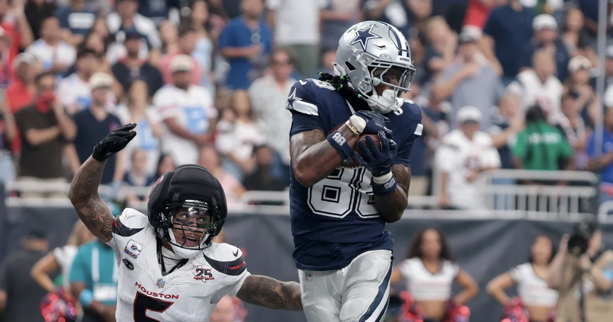 CeeDee Lamb’s late TD caps a wild Cowboys rally to beat winless Texans 34-30