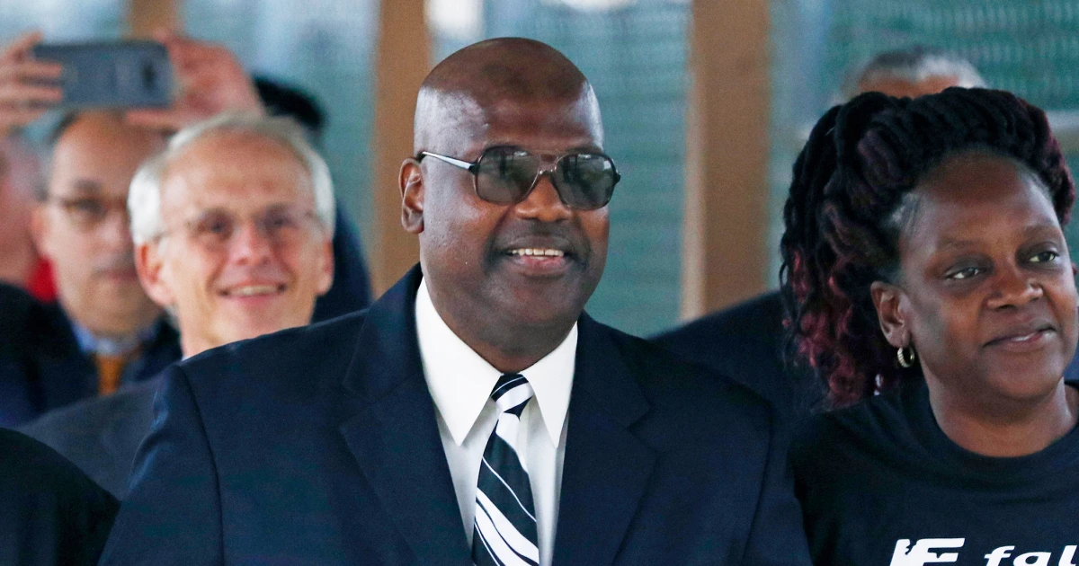 Curtis Flowers, a Black man whose death sentence was tossed by Supreme Court, dies in Mississippi