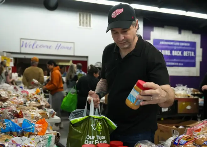 A wealth boom and a price shock are colliding ahead of the midterm elections