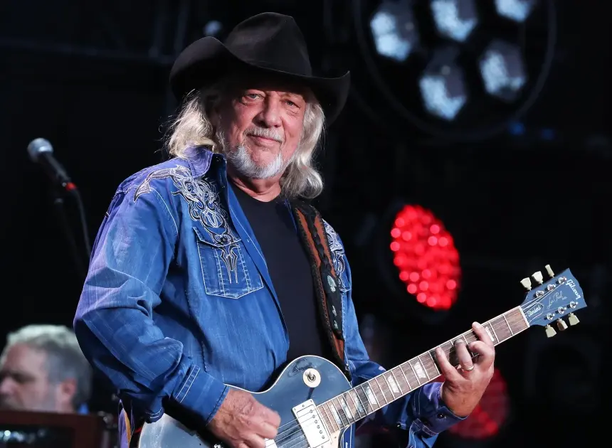 John Anderson, twangy country singer known for ‘Seminole Wind,’ dies at 71