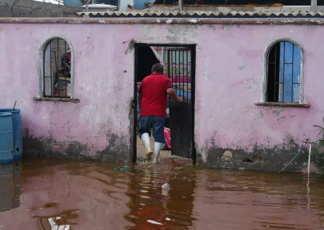 Hurricane Rachel strengthens to a Category 3 storm off Mexico’s Pacific coast