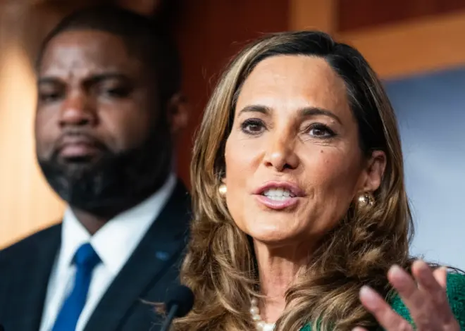 Florida Republican running for re-election snags presidential endorsement — from Colombia