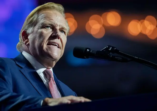 Mike Rogers bets he can outflank Abdul El-Sayed with a low-key campaign in Michigan’s Senate brawl